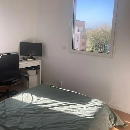 Elegance Et Confort Dans Un 3 Pieces Renove * Creteil