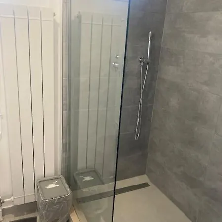 Elegance Et Confort Dans Un 3 Pieces Renove Apartment Creteil